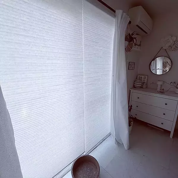 「カーテン選びに迷ったら♪レースからシェードまでそろう、IKEAの人気カーテン実例集」の画像