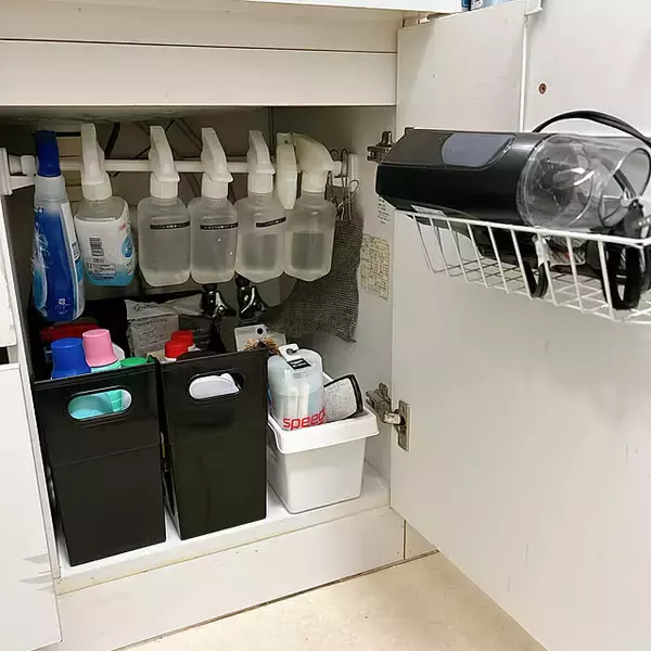 「毎日のプチストレスを解消！使いやすく見栄えもいいドライヤー収納のつくり方」の画像