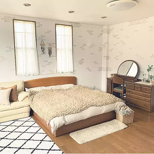 季節問わずあらゆる場所で使える♪IKEAのブランケット「オフェーリア」の魅力ご紹介します