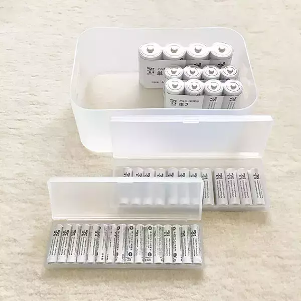 「ずっと愛用したくなる。魅力が詰まった無印良品の文房具カタログ」の画像