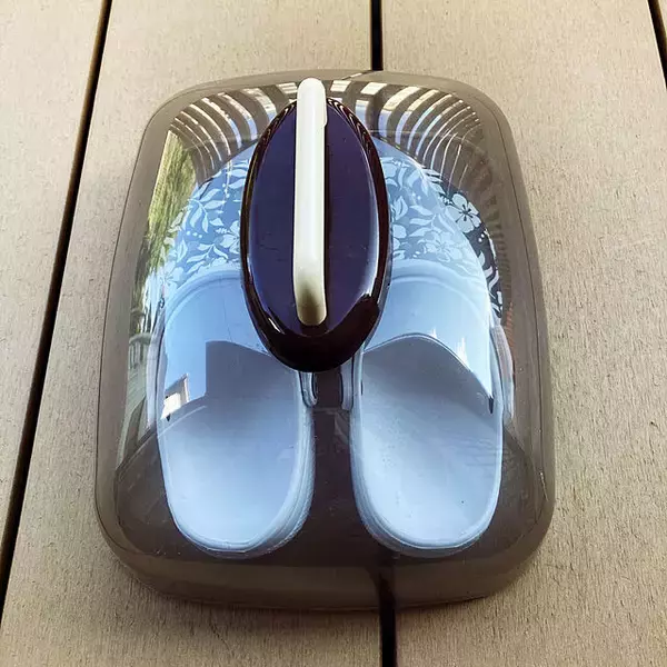 「快適さをキープ！真似したいサンダル収納の実例アイデア」の画像