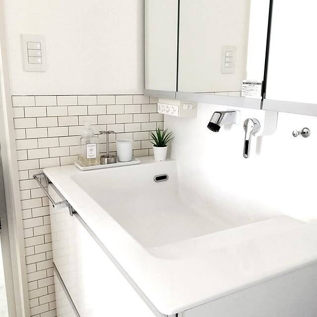 掃除の手間もぐんと減る♪手軽にきれいをキープできる100均の汚れ防止グッズ