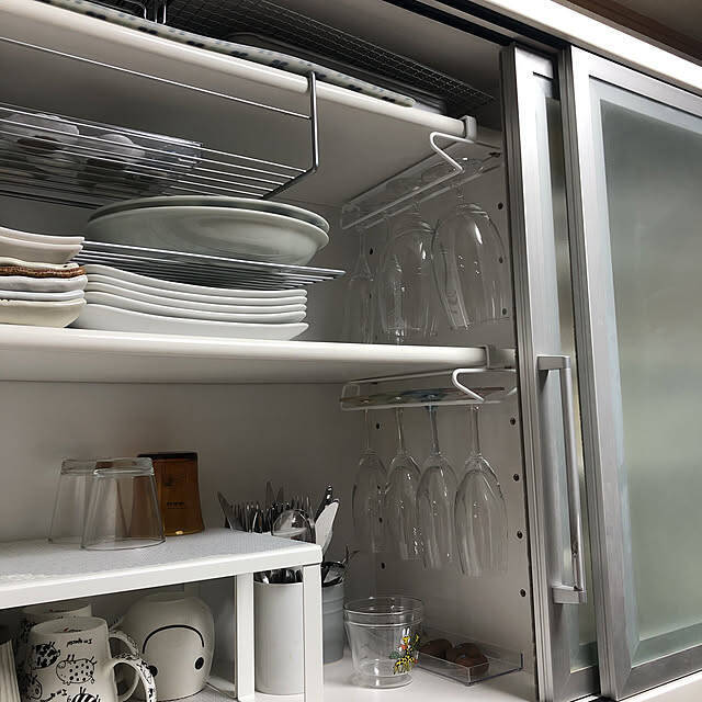 「取りにくい」「入らない」を解消！ニトリで叶えるストレスフリーな食器棚収納術