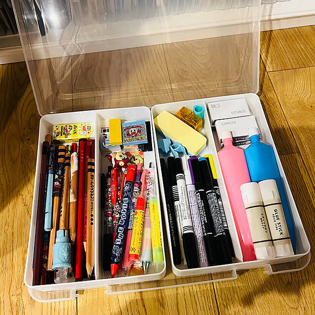 もう散らからない！セリアのトレー活用で収納を賢くアップデート