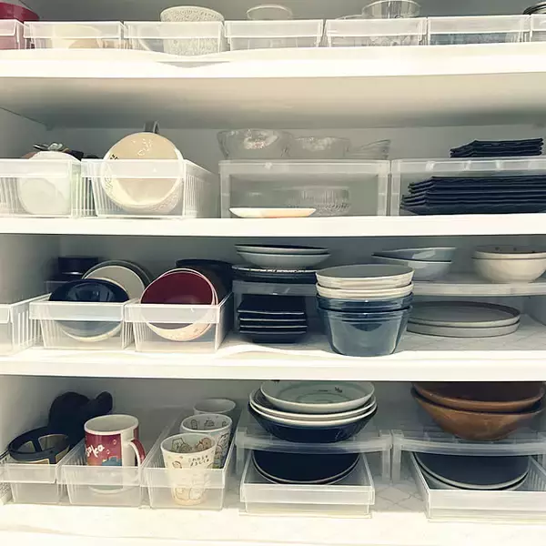 「もう散らからない！セリアのトレー活用で収納を賢くアップデート」の画像