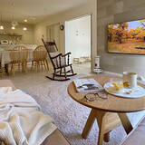 「「淡いミルクカラーと木目のコントラストを楽しむ、優しいキッチン」 by sumichi.fさん」の画像2