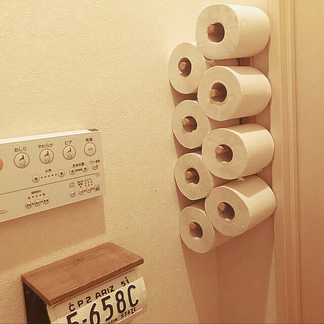 ホッと一息つける空間を演出♡初心者でもチャレンジしたいトイレDIY