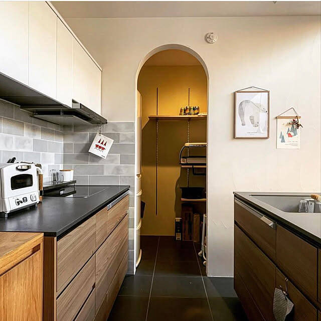 炊飯器や電子レンジの置き場所を解決！キッチンを快適にするベストな置き方