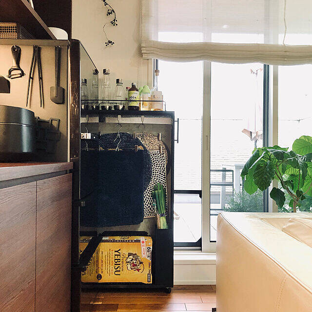 その隙間もったいない！少しの隙間も便利に使えるDIYのアイデアをご紹介