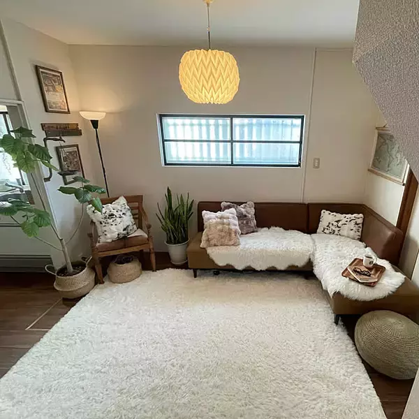 「落ち着いた雰囲気が魅力の空間をコーディネート♡カフェ風インテリアの実例集」の画像