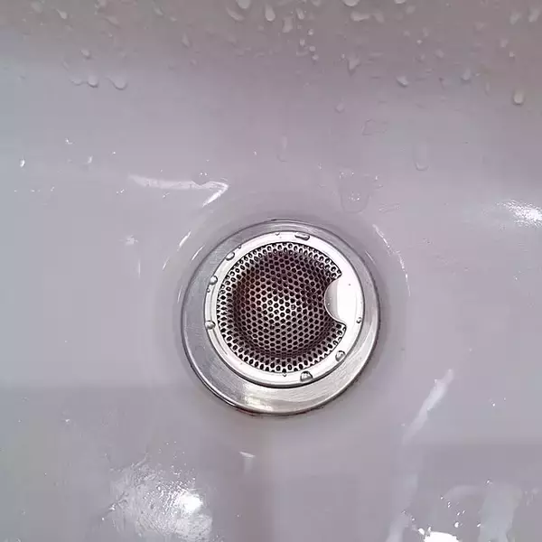 「水回りが快適になる♪お手入れが楽ちんな「排水口カバー」」の画像