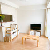 「インテリアに明るくナチュラルなテイストを♪無印良品のパイン材テーブル＆デスクをチェック」の画像4