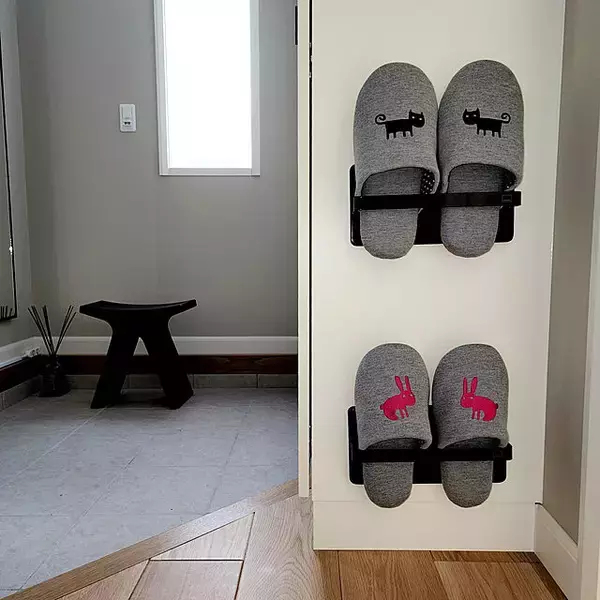 「床が片付いていると気持ちもすっきり！床置きしないための工夫10選」の画像