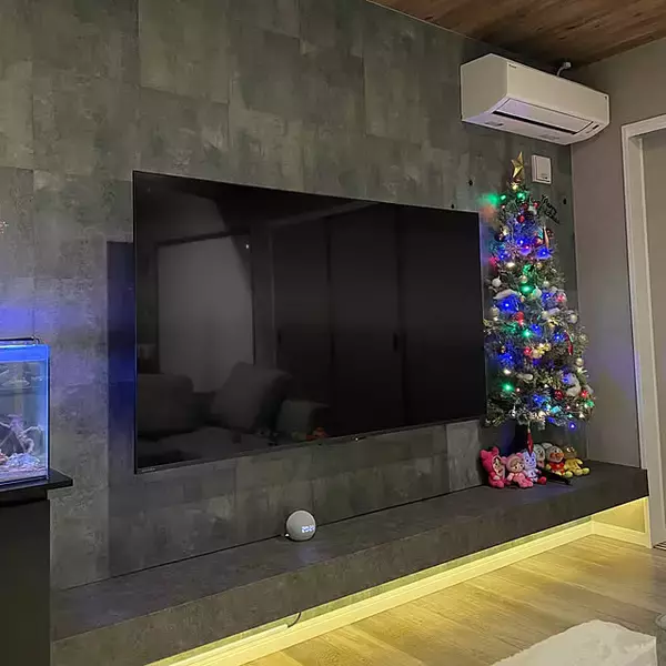 「いつまでも過ごしていたくなる快適なリビングを。テレビボードDIYの実例集」の画像