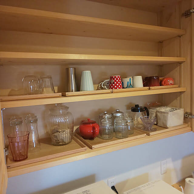 暮らしにやさしくなじむ♪無印良品の木製トレーで叶える、整った食卓とキッチン