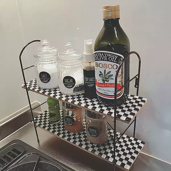 「美しい輝きをインテリアに♪ダイソーのガラスタイルを使ったリメイク&DIY」の画像