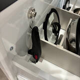 「貼るだけで簡単収納！マグネットアイテムを使って便利になった収納の実例」の画像2