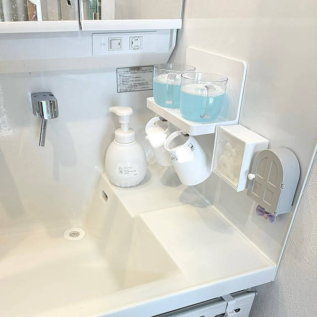 貼るだけで簡単収納！マグネットアイテムを使って便利になった収納の実例