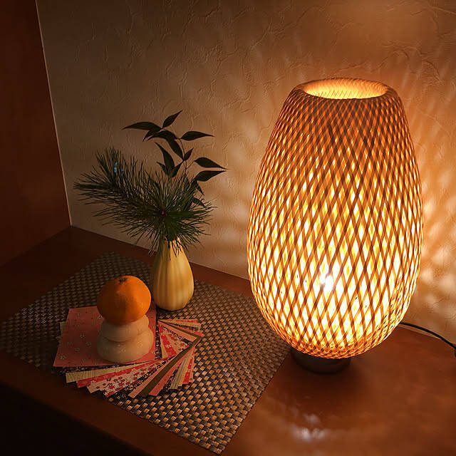 置くだけで雰囲気が変わる！IKEAの間接照明で暮らしを心地よく整えるリラックス空間のアイデア