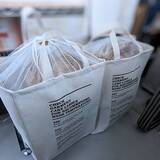 「「何かいい収納方法はないかな」と思ったら試してほしい！ダイソーのランドリーバスケット活用アイデア」の画像2