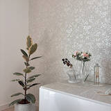 「壁紙で個性をプラス！コーディネートの幅を広げてくれるアクセントクロスのあるお部屋」の画像1