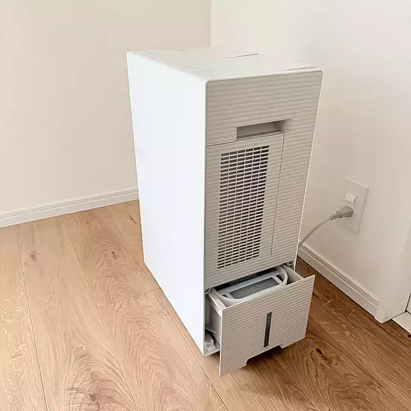 「「マットな質感が◎季節の変わり目も頼れる、Panasonicの衣類乾燥除湿機 」by usaco. さん」の画像