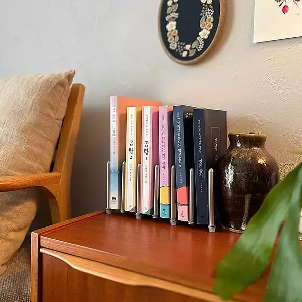 スタイリッシュな収納アイテムとして活躍♪IKEAのVARIERA「鍋ぶたオーガナイザー」を使ったアイデア