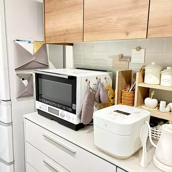 「省スペースに小物の収納場所を増やせる！ウォールポケットの活用法」の画像