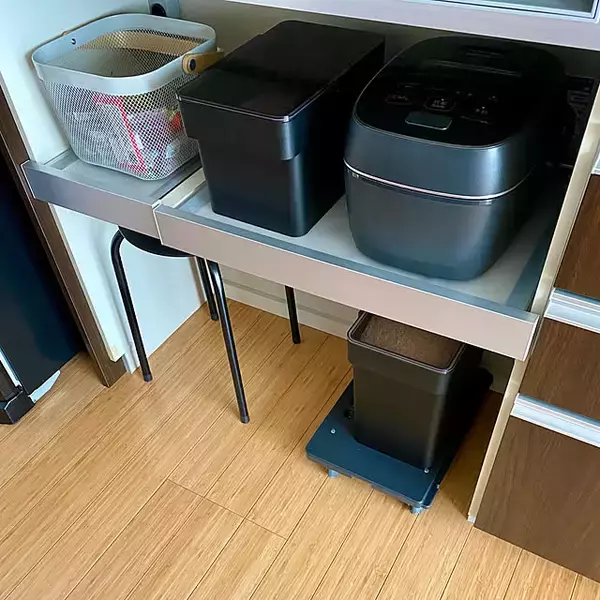 「暮らしに合わせたアイデアで使い勝手のいいスペースに♪オススメしたいキッチン収納の工夫」の画像