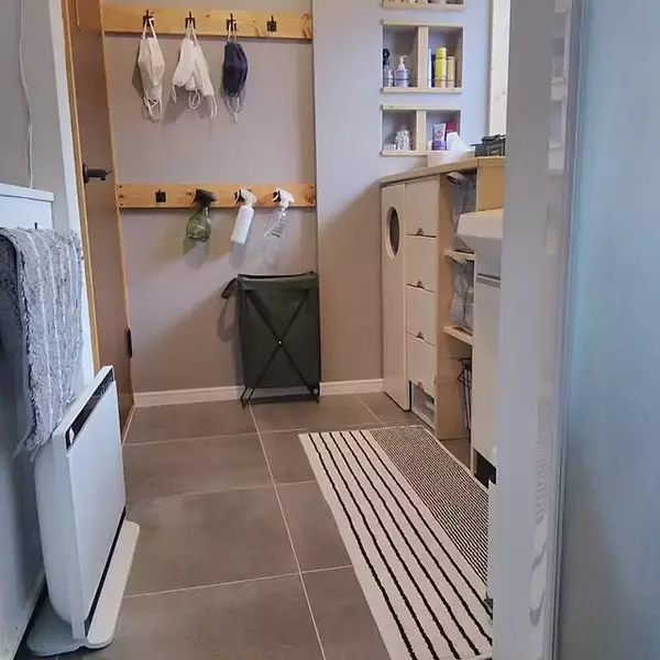 「インテリアの印象を一気に変えてくれる♪おうちの床をリメイク＆DIY」の画像