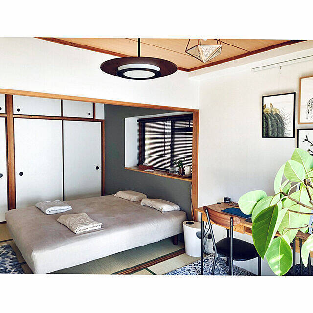 どんなお部屋にも相性抜群！無印良品の脚付マットレス