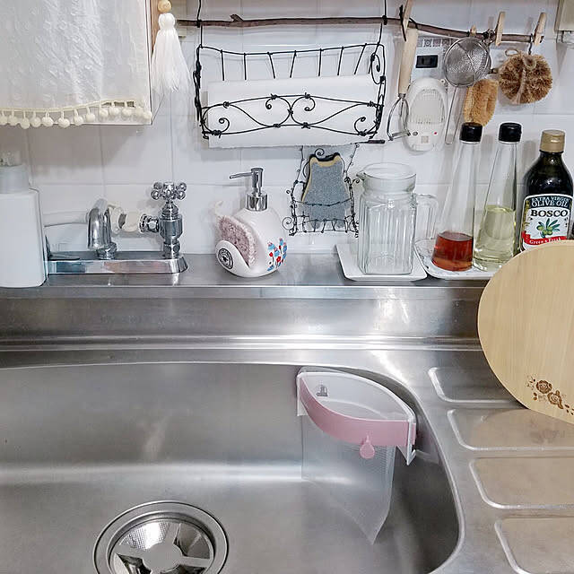 ヌメリやニオイの防止にもなる！キッチンの三角コーナー代用品アイデア