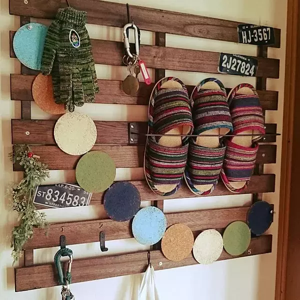 「アイディアいろいろ♡アイアンフックを使ったDIY実例」の画像