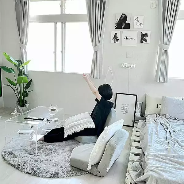 「「40m2。透明感と開放感が突き抜けた、モノトーン×無機質な明るいお部屋」 by ERIKAさん」の画像