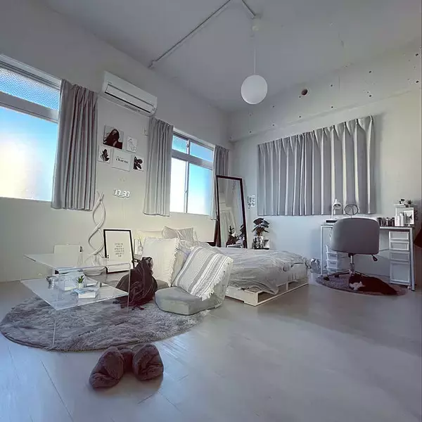 「「40m2。透明感と開放感が突き抜けた、モノトーン×無機質な明るいお部屋」 by ERIKAさん」の画像