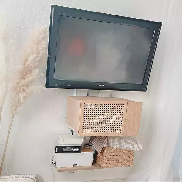 「原状回復OKで壁面に収納できる♪スタンドバーを活用したDIYのアイデア」の画像