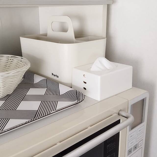 どこに置いてもすっきり♪暮らしにフィットするセリアのティッシュケース