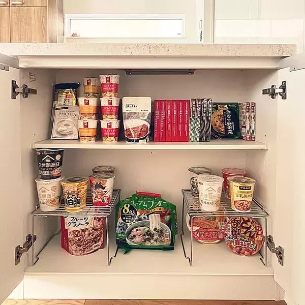 見やすく使いやすい工夫がたくさん！管理上手になれる食品・飲料の収納実例10選