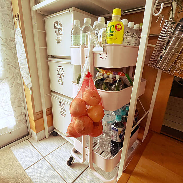 見やすく使いやすい工夫がたくさん！管理上手になれる食品・飲料の収納実例10選