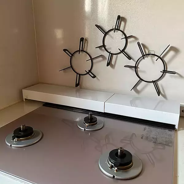 「掃除しなくてもキレイが続く！掃除の回数と手間を減らす汚れ防止策6選」の画像