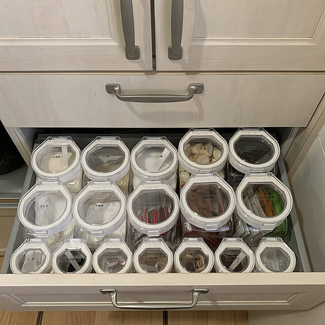 食品から調理道具まですっきり整う！ニトリのキッチン収納アイテム10選