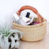 「インテリア性と使い勝手を両立したい方に。参考にしたいスキンケア用品の収納アイデア集」の画像1