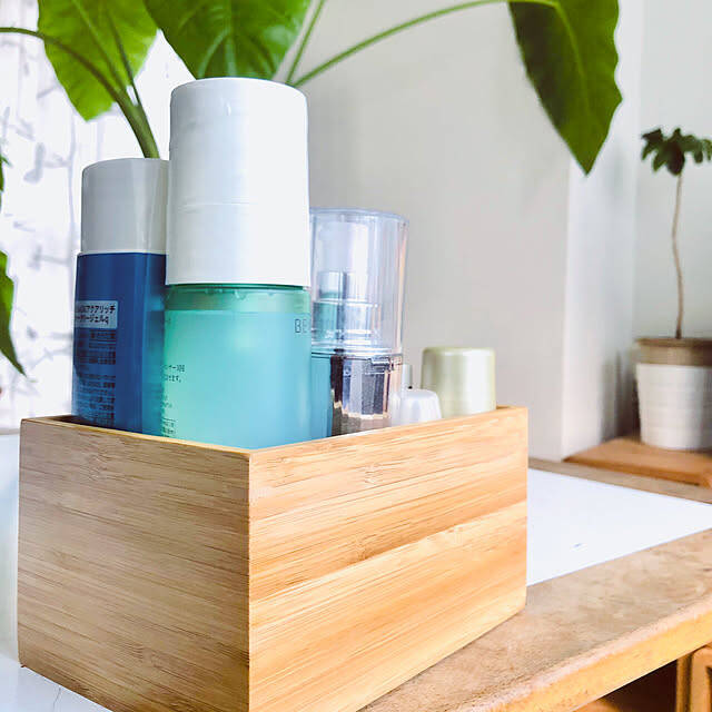 インテリア性と使い勝手を両立したい方に。参考にしたいスキンケア用品の収納アイデア集