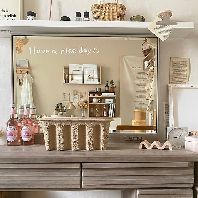 インテリア性と使い勝手を両立したい方に。参考にしたいスキンケア用品の収納アイデア集