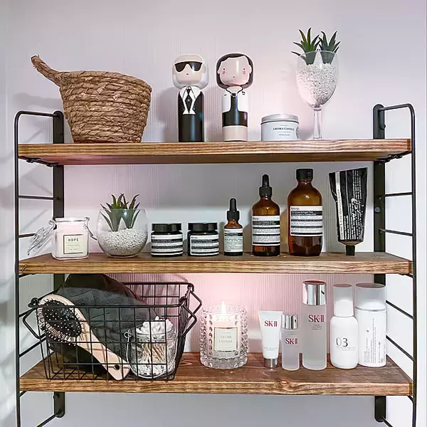 「インテリア性と使い勝手を両立したい方に。参考にしたいスキンケア用品の収納アイデア集」の画像