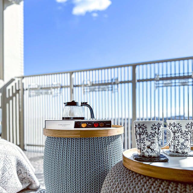 いつものごはんをベランダで。外で食べるだけで、こんなに楽しい！