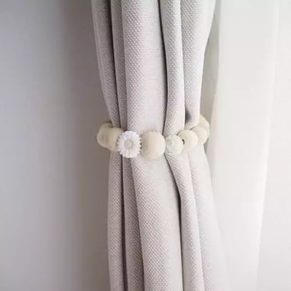 ウッドビーズで気軽に楽しむ、ナチュラル雑貨のハンドメイドアイデア