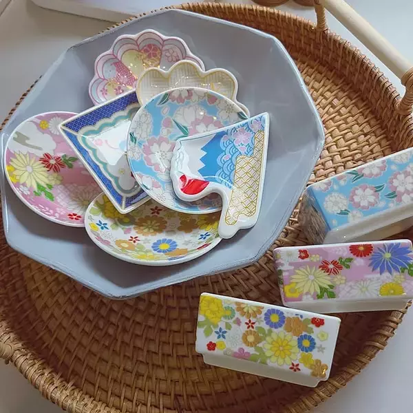 豊富なバリエーションに目移りする♡セリアの豆皿で食卓に彩りを