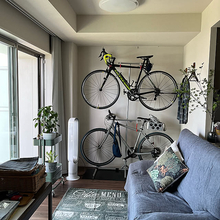 置き場所にもう悩まない！室内と屋外の自転車の置き方アイデア