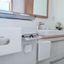 貼るだけ簡単、家中スッキリ！100均のマグネットアイテムを使った収納実例6選